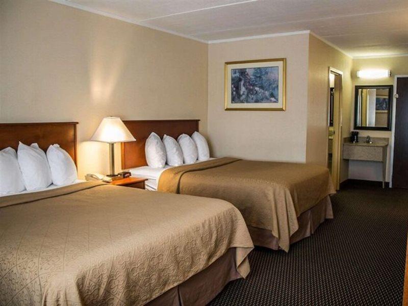 Baymont By Wyndham Youngstown Kültér fotó